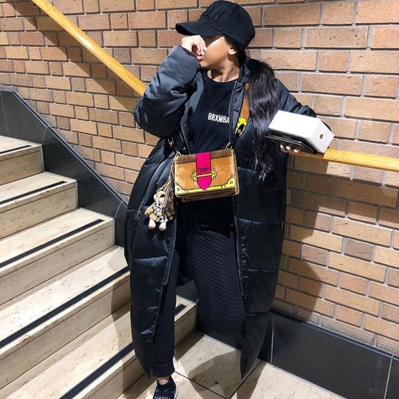 Meet your Posher, Audrey - Picture 2 of 5